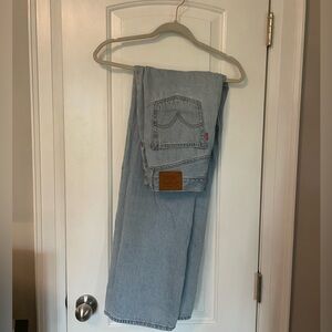 Levi’s High Loose Jeans, Size 27
